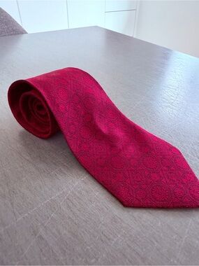 Lanvin Deep Red Geometric Silk Tie